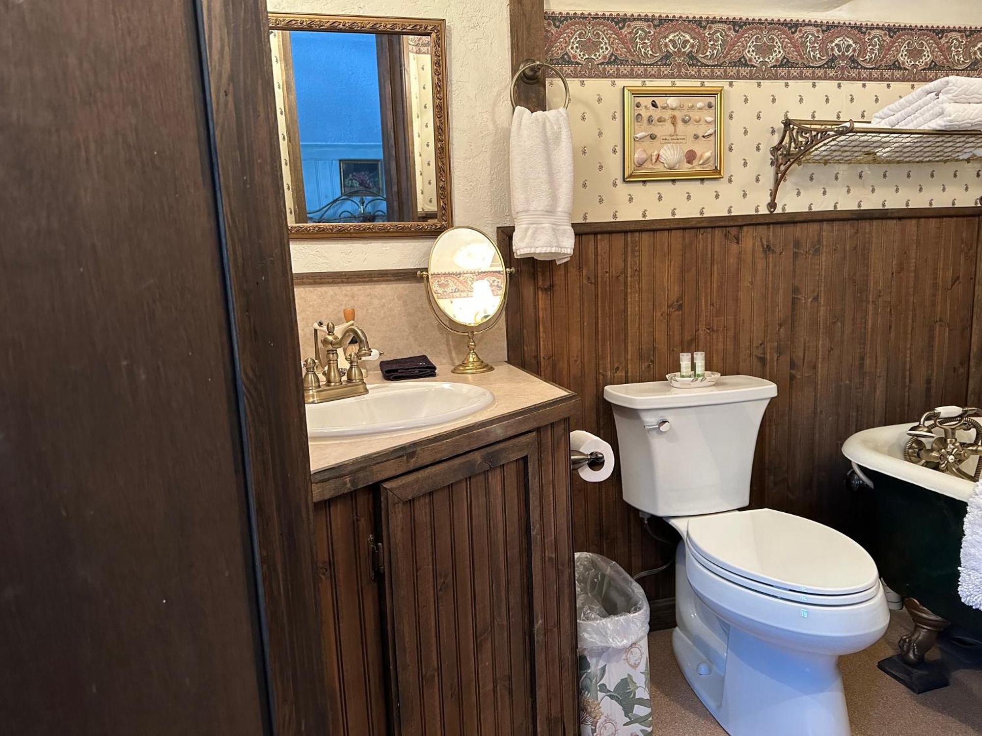 Inn Of Glen Haven Room photo